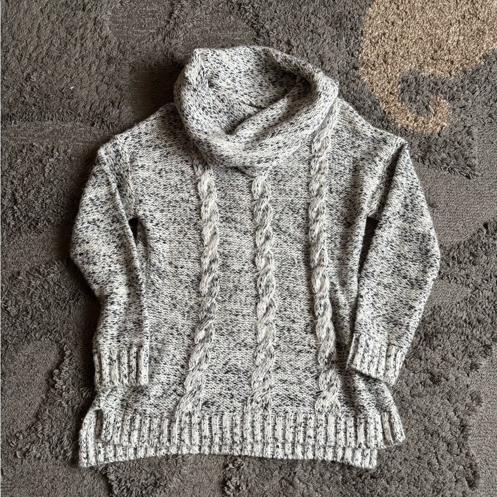 Market & Spruce Heathered Gray Cowl Neck Sweater